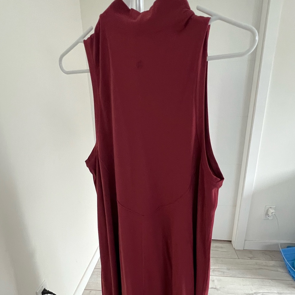 Sleeveless Burgundy Dress